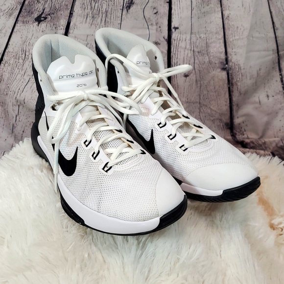 Nike Women's Prime Hype DF 2016 White and Black High-Top Shoes Size 8.5 EUC - Picture 2 of 10
